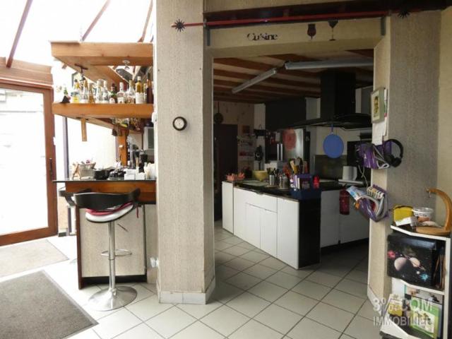 Maison 1930 double distribution de 273m2 avec garage et appa