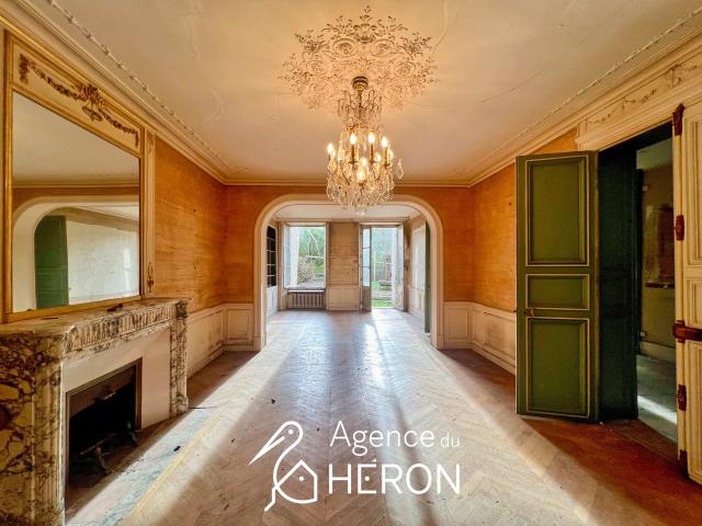 Maison 19 pièces 470 m²