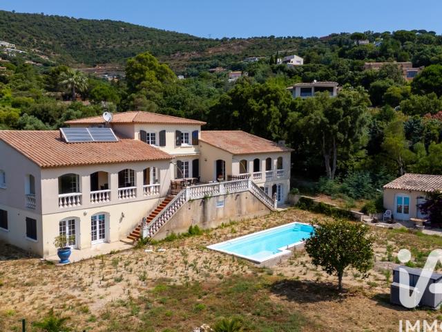 Maison 19 pièces 585 m²