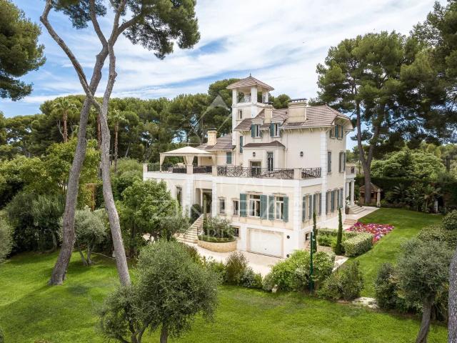 Maison 19 pièces 631 m²