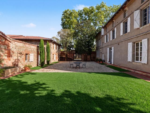 Maison 19 pièces 720 m²
