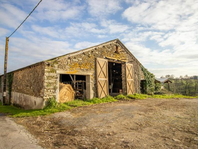 Maison 1 pièce 400 m²