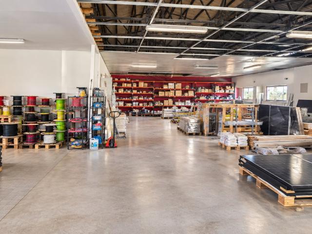 Maison 1 pièce 440 m²