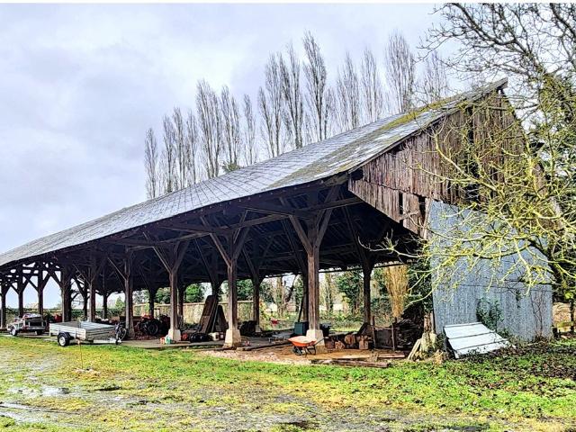 Maison 1 pièce 600 m²