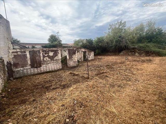 Maison 1 pièce 77 m²