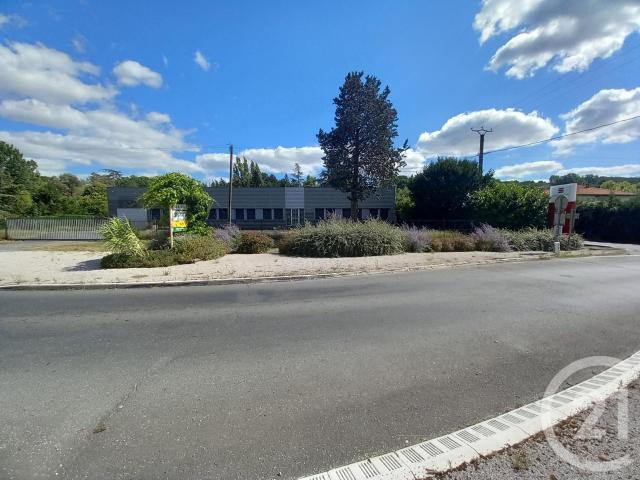 Maison 1 pièce 800 m²