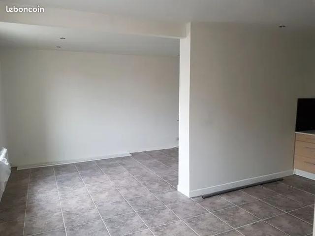 Maison 1 pièce 90 m²