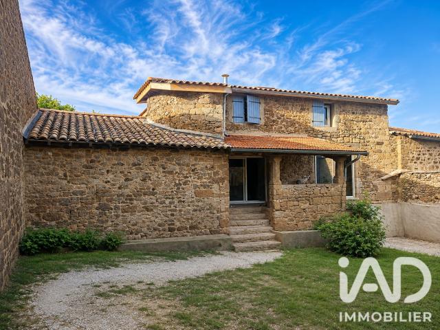 Maison 1 pièce 90 m²