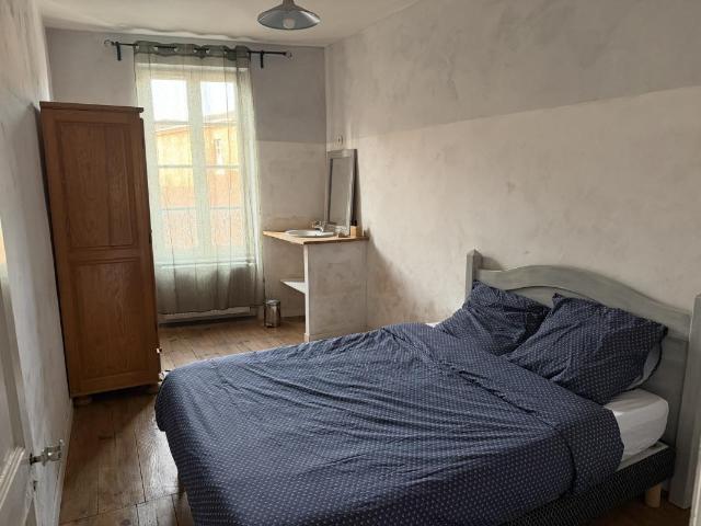 Appartement meublé 1 pièce 100 m²