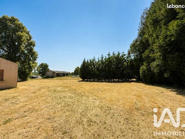 Maison 1 pièce 100 m²