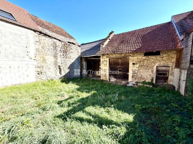 Maison 1 pièce 102 m²