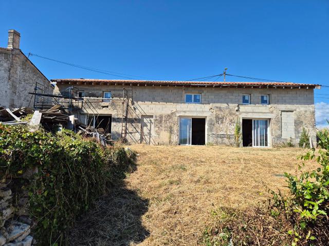 Maison 1 pièce 108 m²