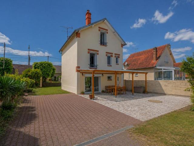 Maison 1 pièce 133 m²