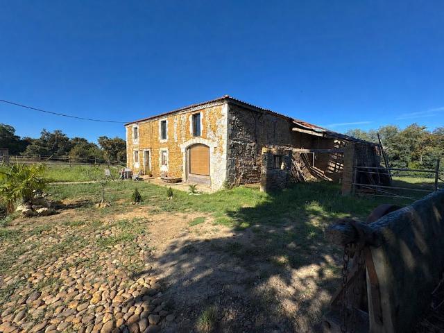 Maison 1 pièce 140 m²