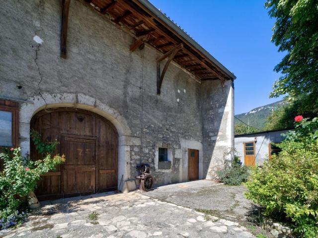 Maison 1 pièce 173 m²