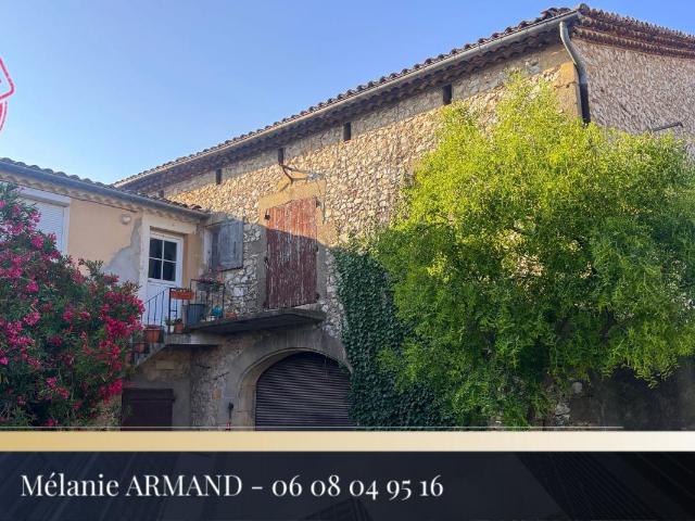 Maison 1 pièce 192 m²