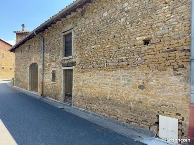 Maison 1 pièce 195 m²