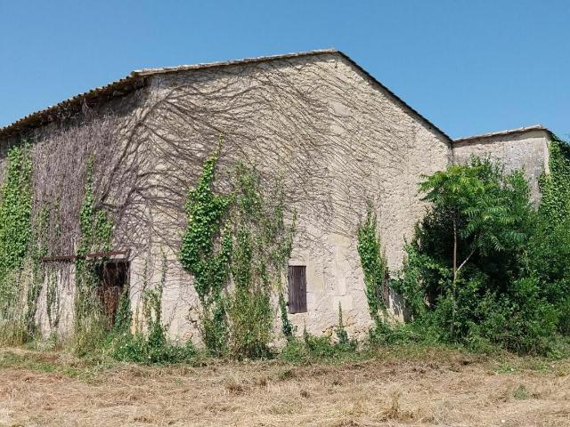 Maison 1 pièce 195 m²