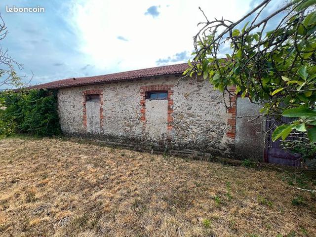 Maison 1 pièce 200 m²