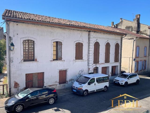 Maison 1 pièce 220 m²