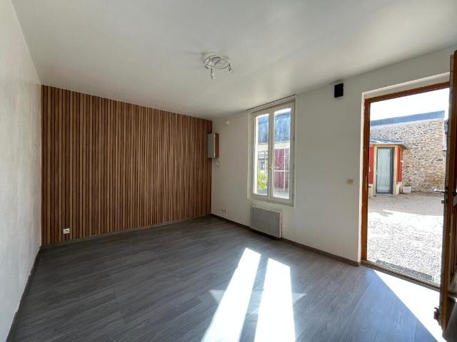 Maison 1 pièce, 22 m² à louer à Pacy sur Eure 27120