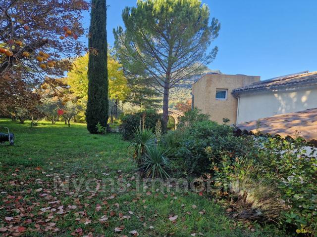 Maison 1 pièce 235 m²