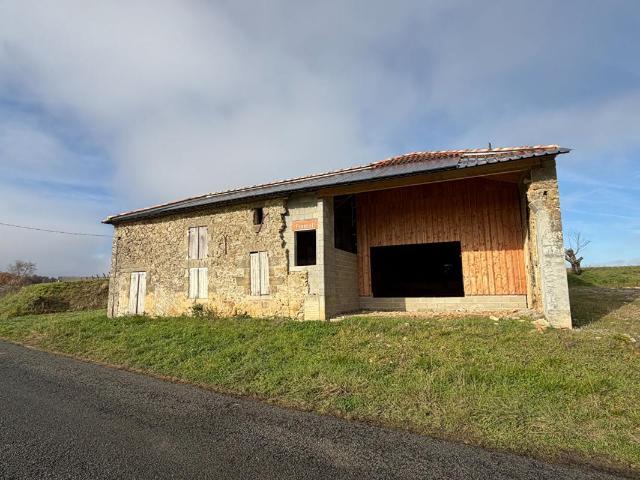 Maison 1 pièce 260 m²