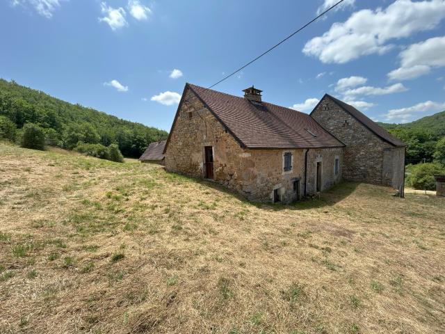 Maison 1 pièce 270 m²