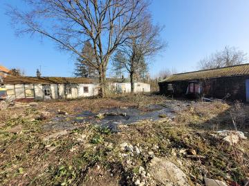 Maison 1 pièce 290 m²