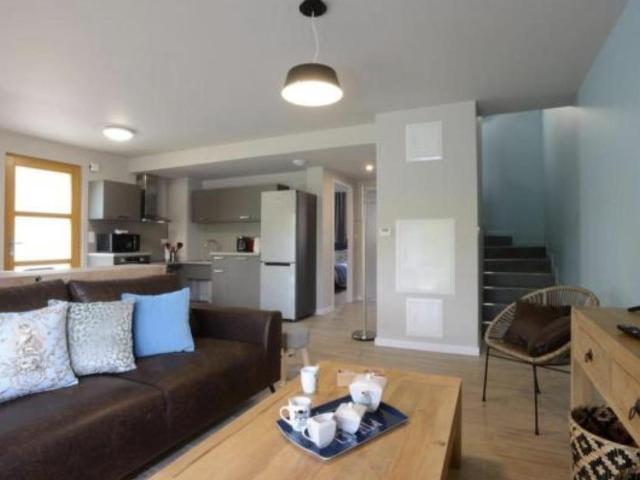 Maison 1 pièce 307 m²