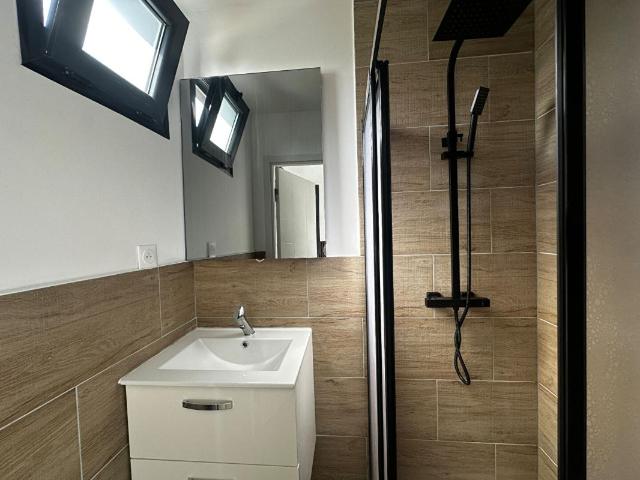 Maison 1 pièce s 64 m2