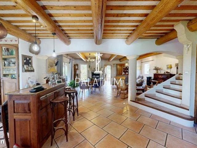 Maison 204 m² Lurs