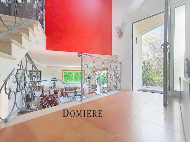 Maison 200 m², 5 chambres, terrain 2.855 m²