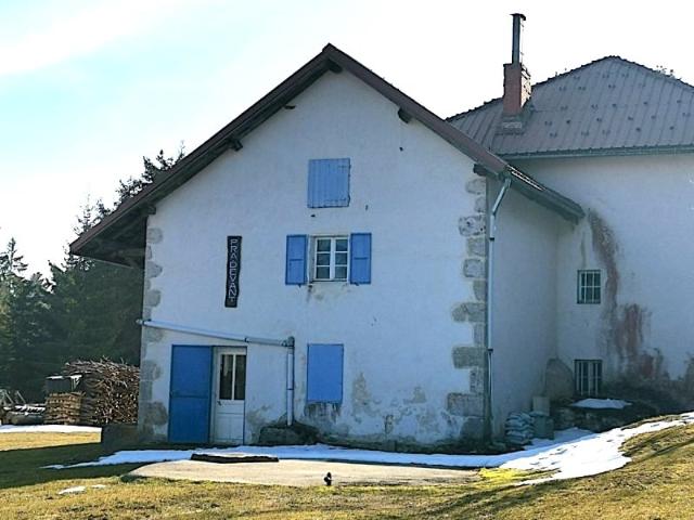 Maison 20 pièces 1 000 m²