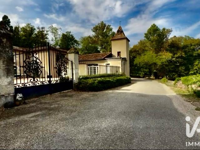 Maison 20 pièces 1 100 m²