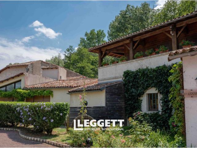Maison 20 pièces 1 428 m²