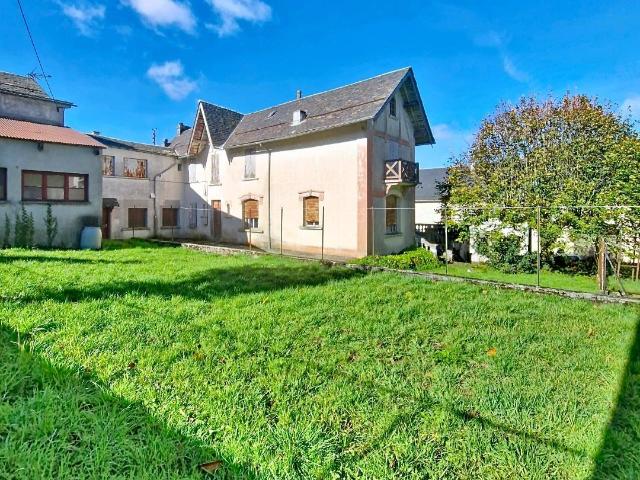 Maison 20 pièces 300 m2 300m² Lacaune