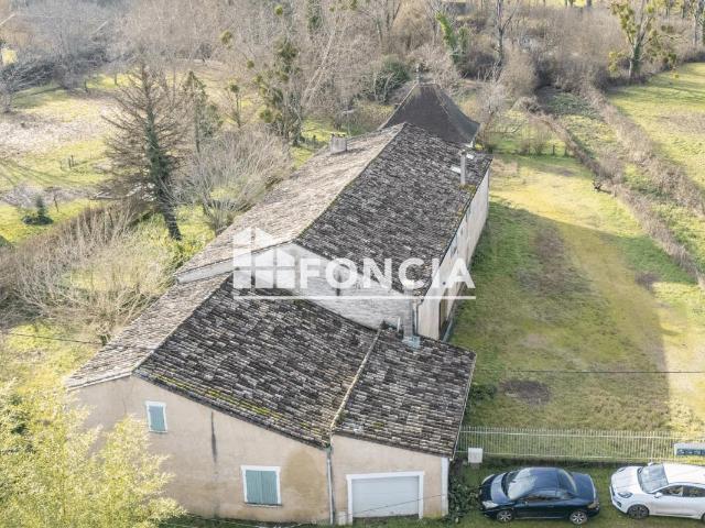 Maison 20 pièces 422 m²