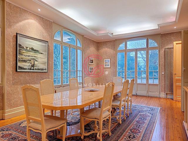 Maison 20 pièces 504 m²
