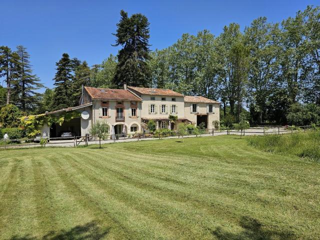 Maison 20 pièces 520 m²