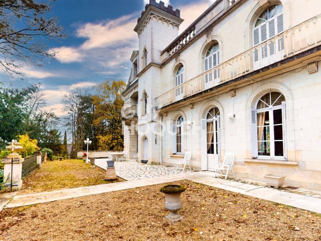 Maison 20 pièces 700 m²