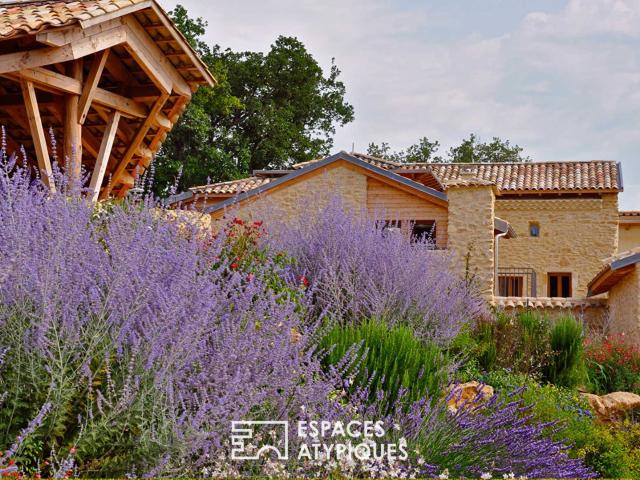 Maison 20 pièces 710 m²