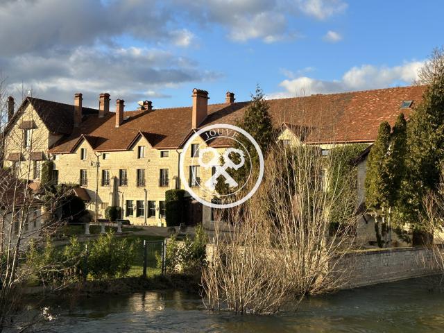 Maison 20 pièces 900 m²