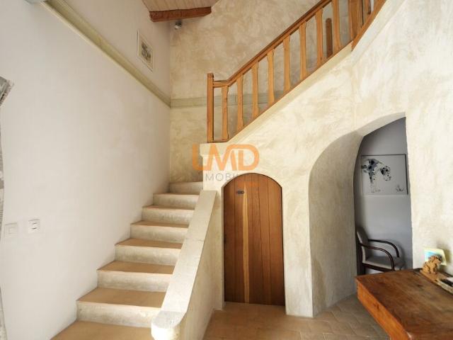 Maison 215 m² et appartement indépendant, grand terrain avec pis
