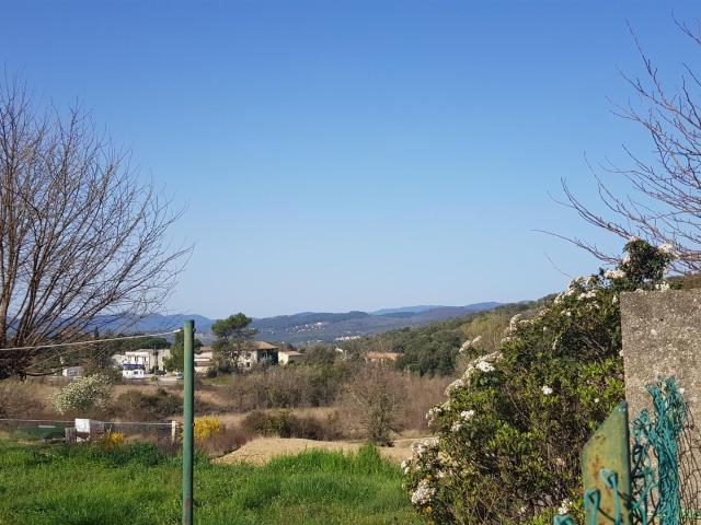 Maison 210 M2 sur terrain de 2100 M2 210m² Rousson