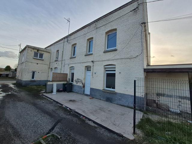 Maison 9 pièces 212 m²