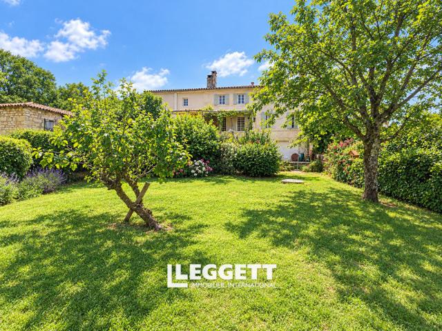 Maison 21 pièces 361 m²