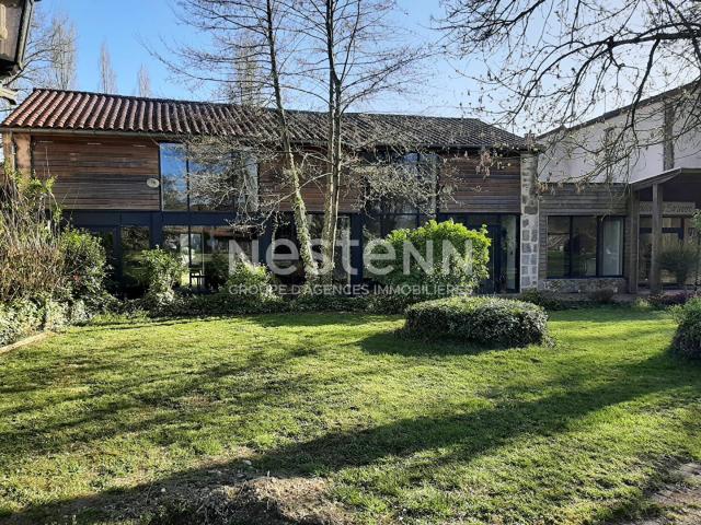 Maison 21 pièces 638 m²