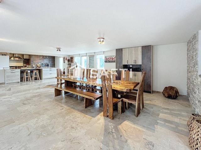 Maison 21 pièces 717 m²