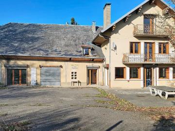 Maison 21 pièces 962 m²